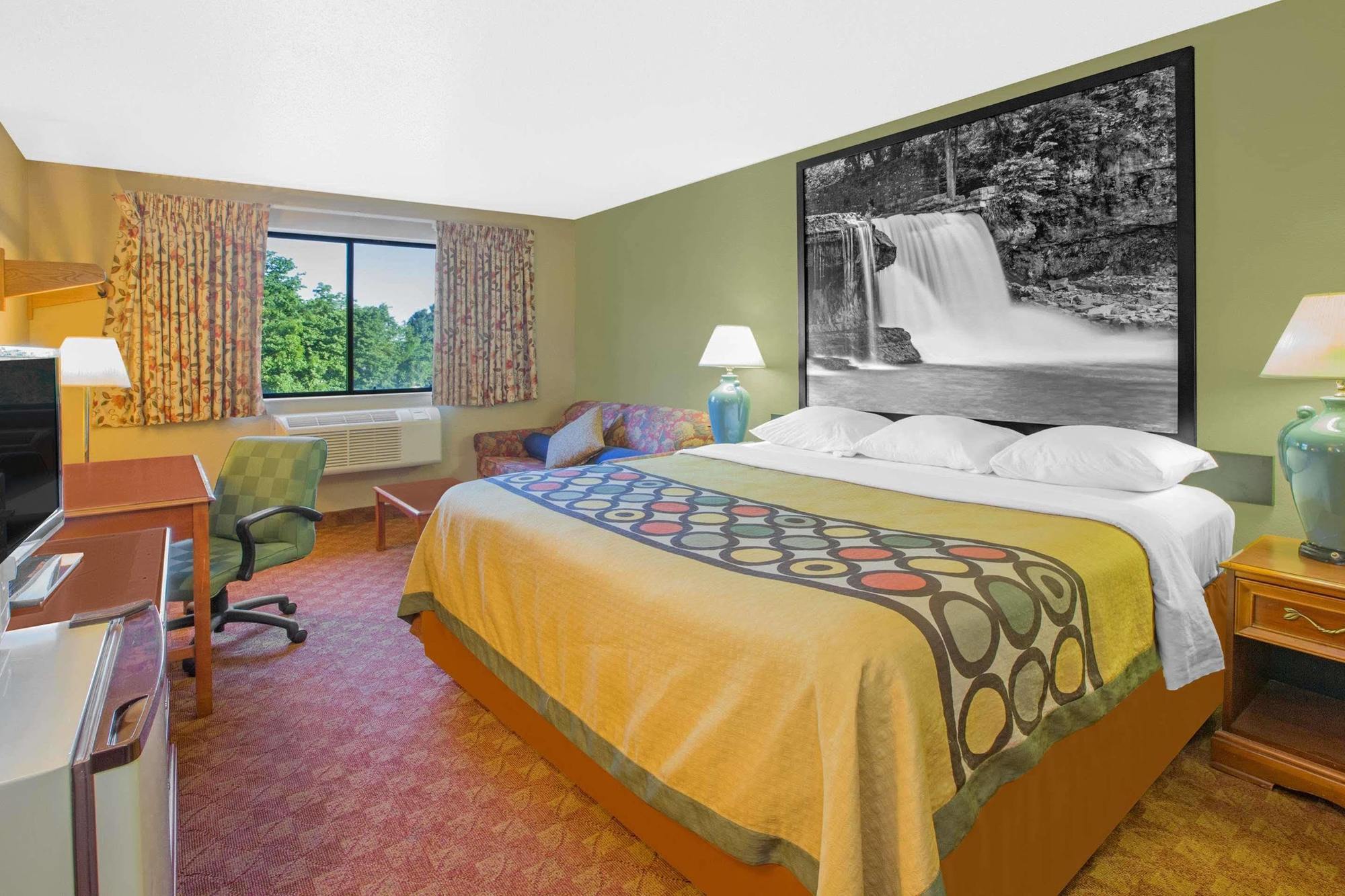 Super 8 By Wyndham Howe Luaran gambar